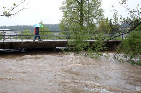 POPLAVE CERKNICA 03 FOTO LJUBO VUKELIČ